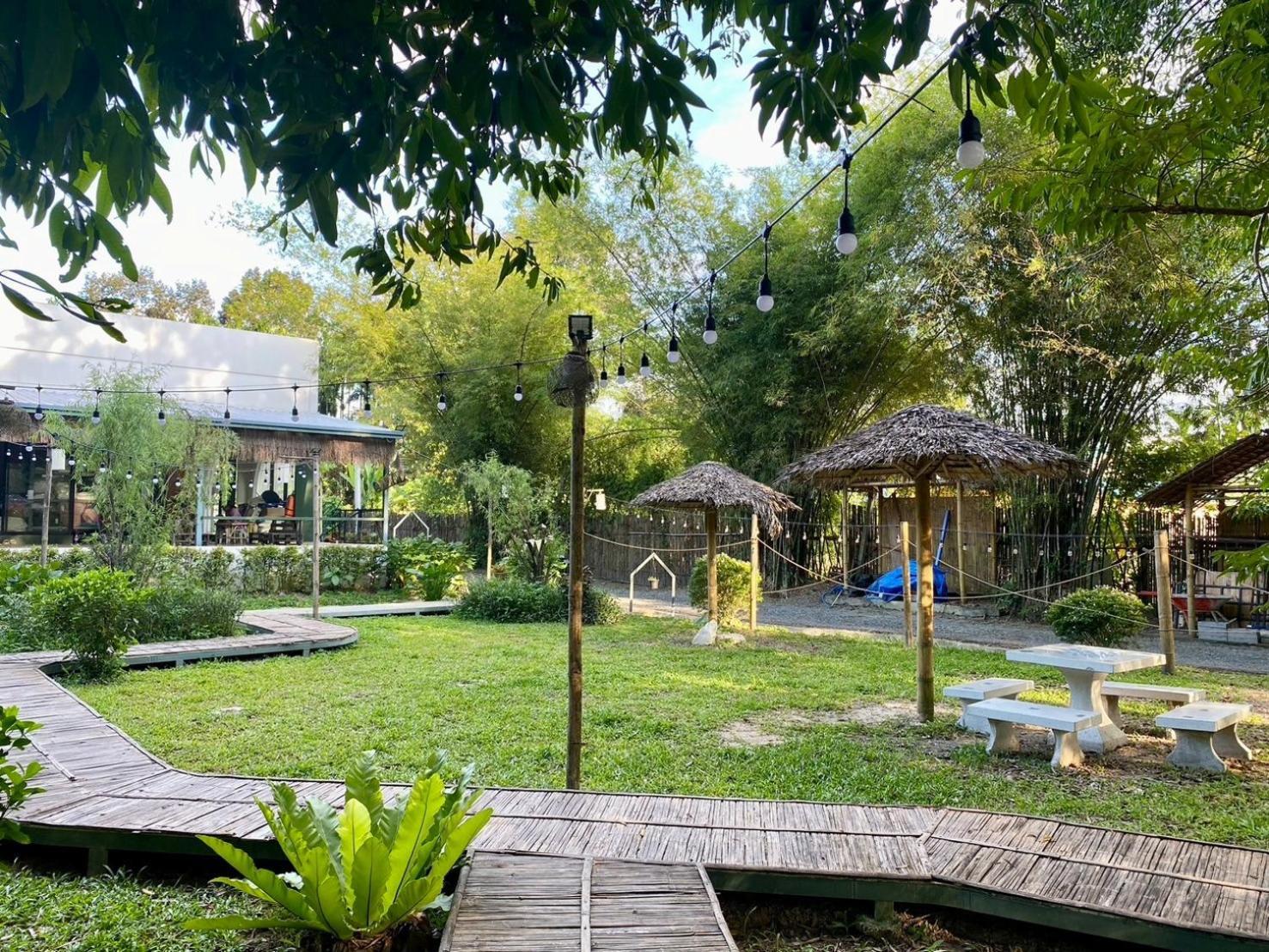 Baan Nai Baan Nok Resort Nakhon Nayok Exterior photo