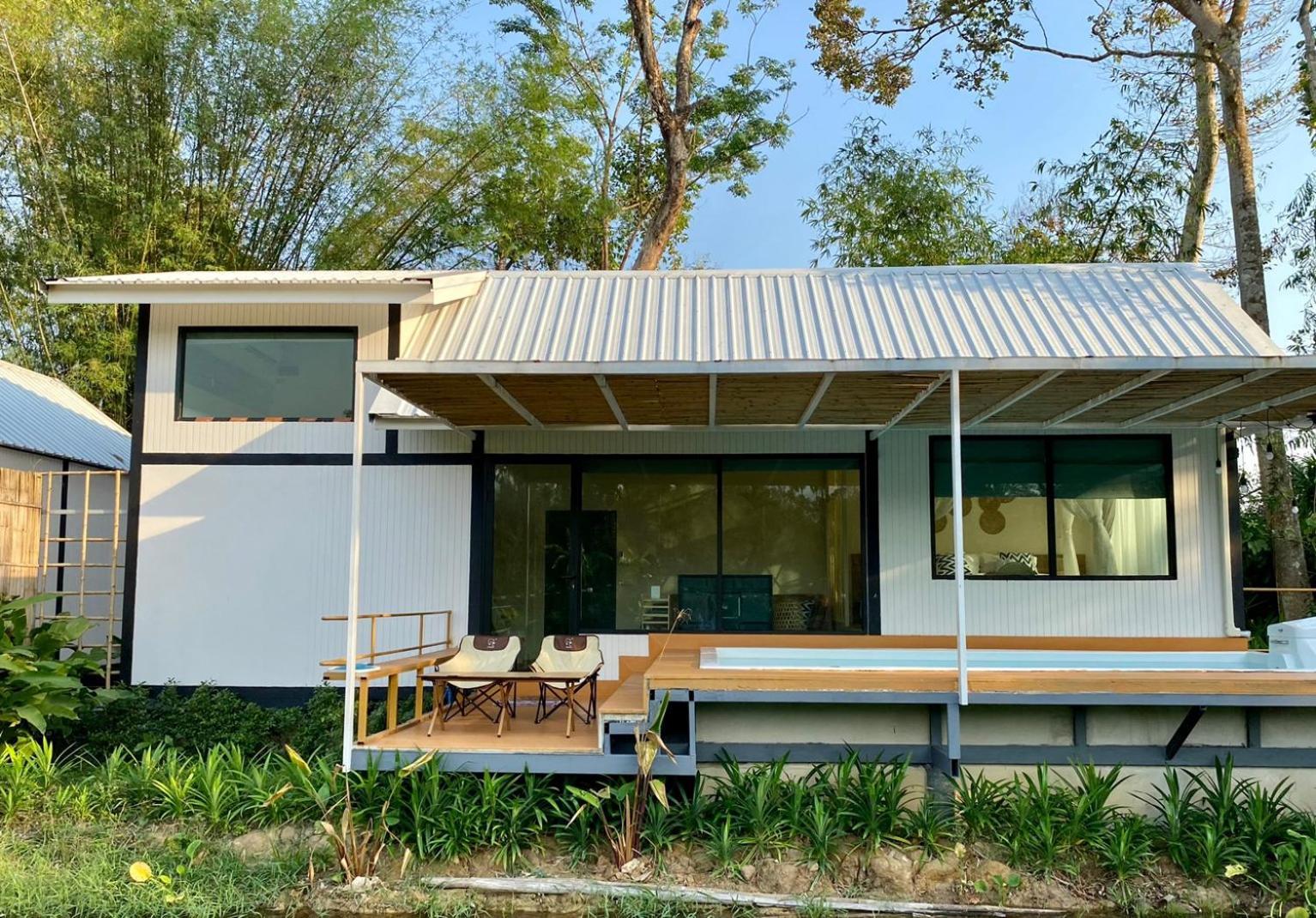 Baan Nai Baan Nok Resort Nakhon Nayok Exterior photo